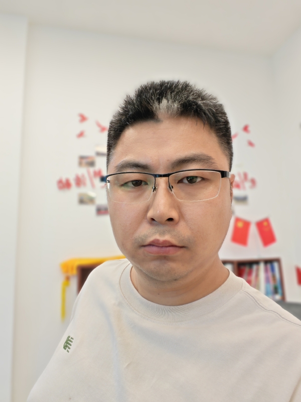 苦海寻舟的第一张照片--成都交友中心